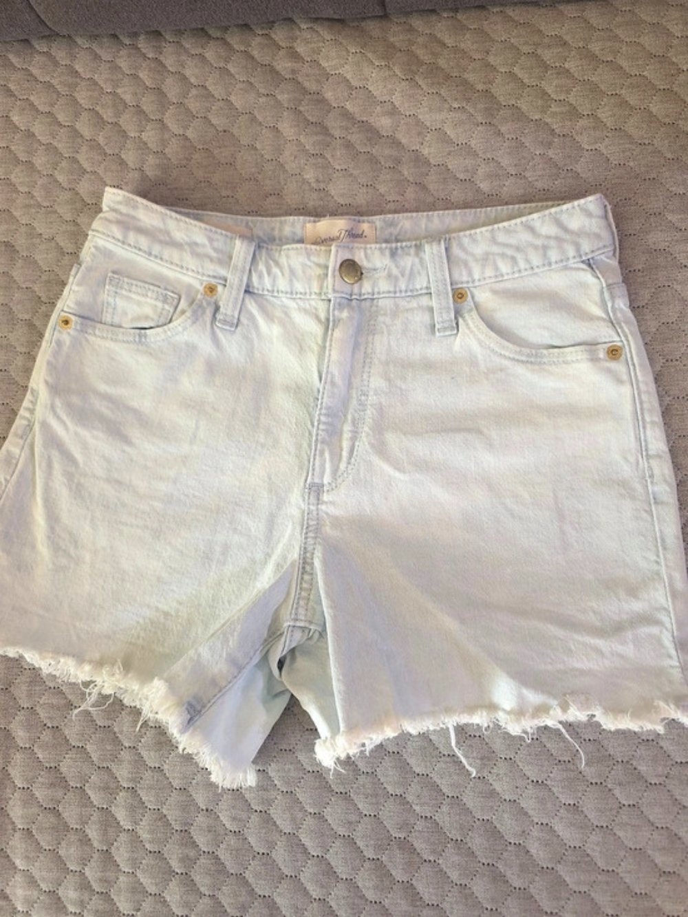 Universal Thread Vintage Midi Denim Cutoff Shorts in Blue Waist 26